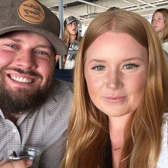 Meet your Posher, Ashlynne - Picture 1 of 1